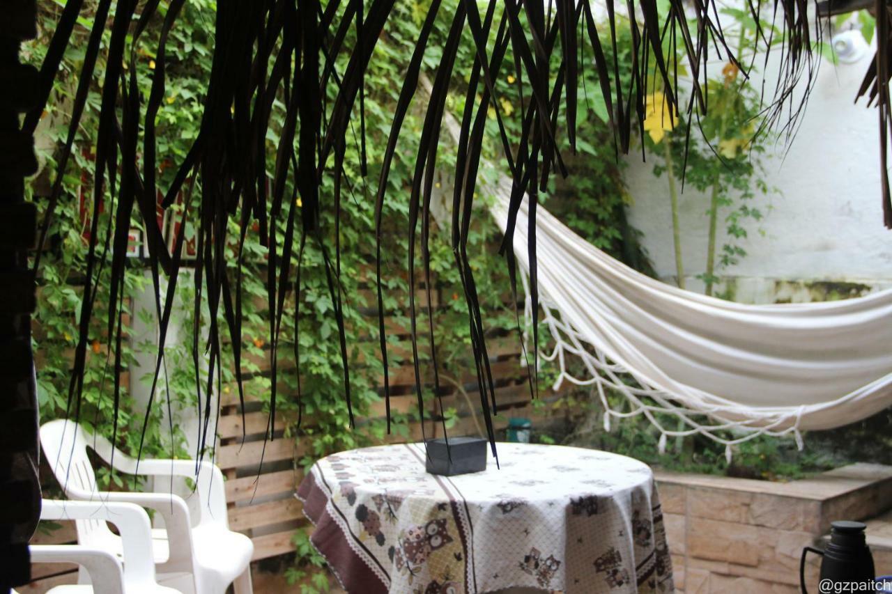 Hostel Itapua Salvador Esterno foto